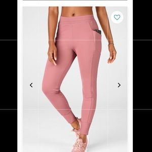 Mila Cold Weather Jogger